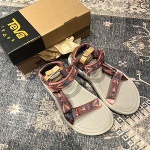 Teva Women's Sandals - Patterned Pink and Blue